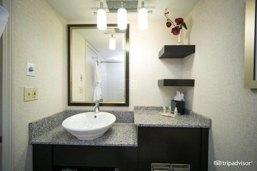 Holiday Inn Kansas City Downtown Aladdin Экстерьер фото